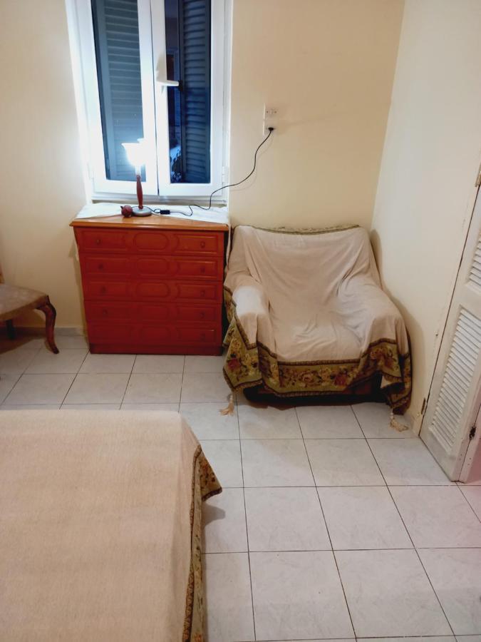 Στην Αυλή Της Ράχης Apartment Kalamata Exterior foto