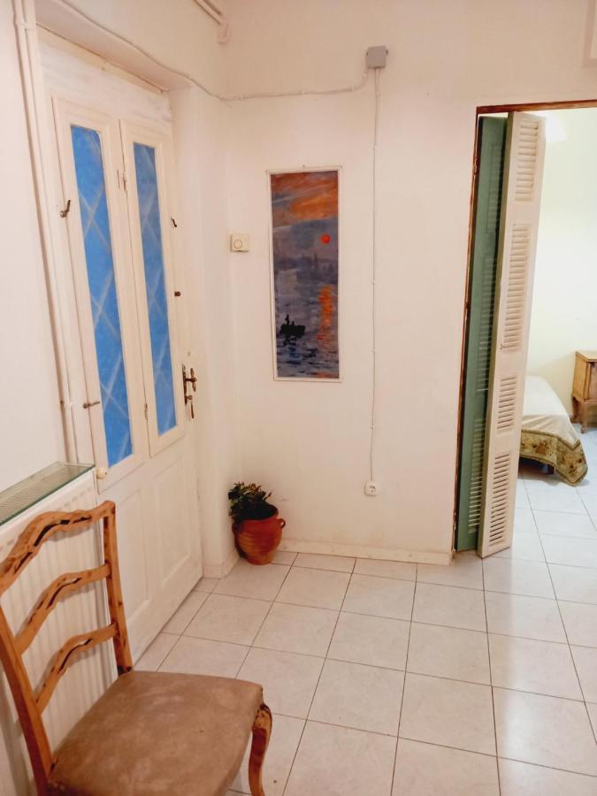 Στην Αυλή Της Ράχης Apartment Kalamata Exterior foto