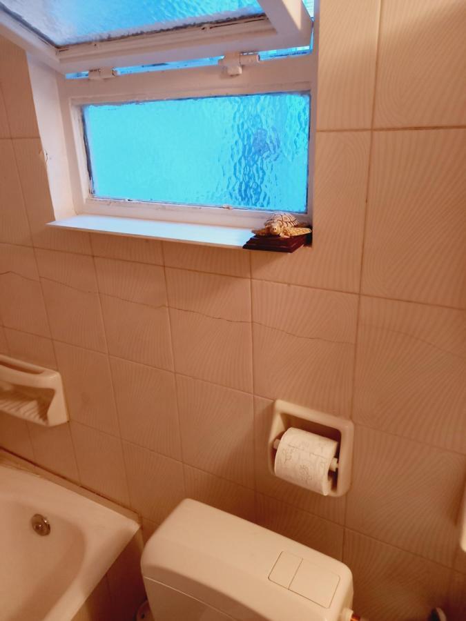Στην Αυλή Της Ράχης Apartment Kalamata Exterior foto